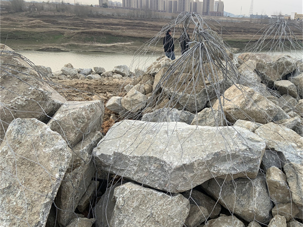 合金網(wǎng)兜如何施工？